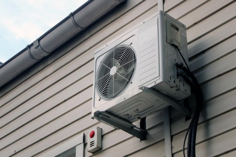 Chauffe-eau thermodynamique à Buire : guide pour bien choisir